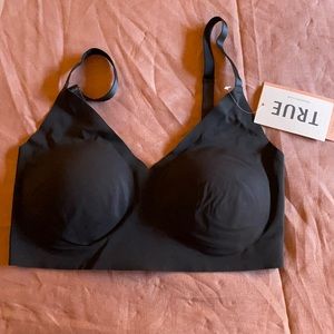 True Body Triangle convertible strap bra